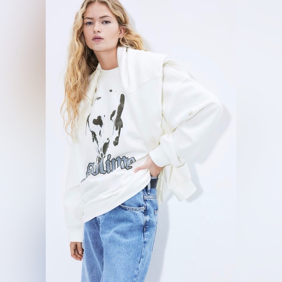 Oversized White Graphic Sweatshirt - Picture 1 of 10
